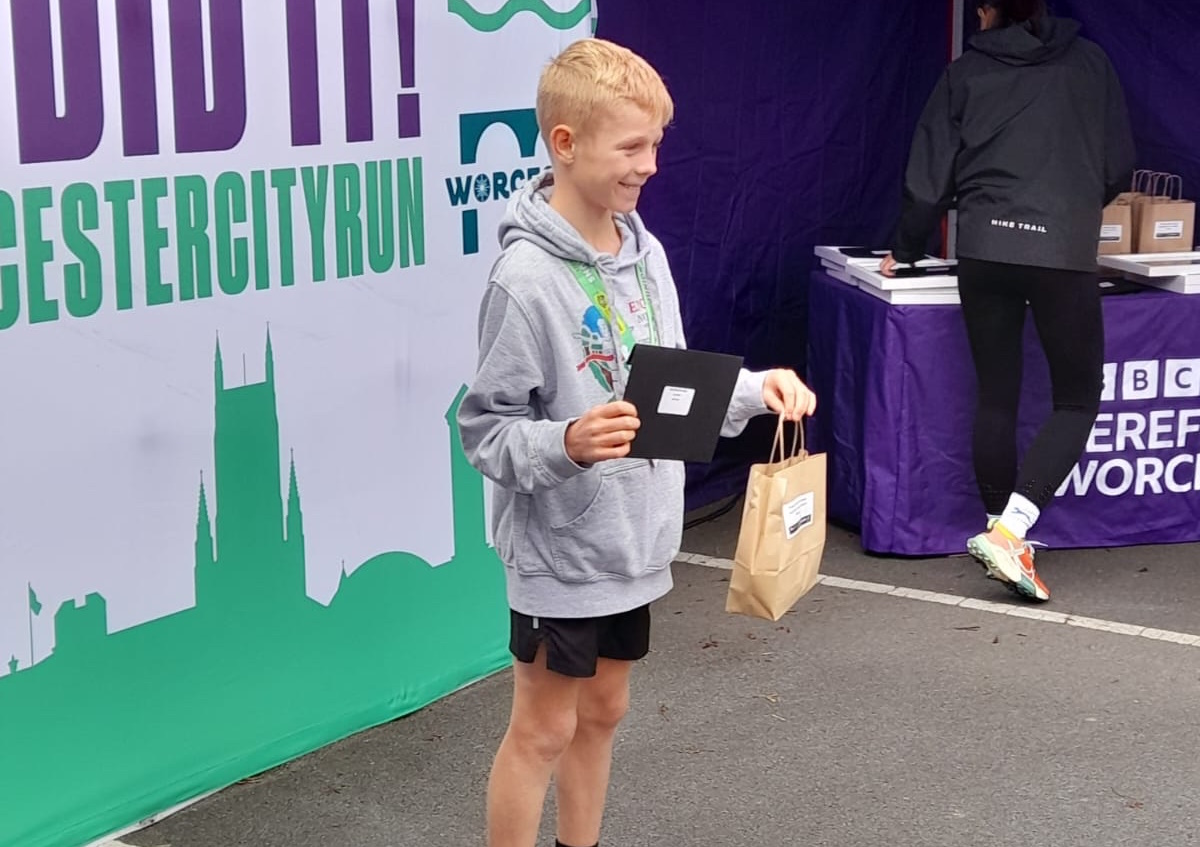 Read more about the article 100 metres to 100 miles.